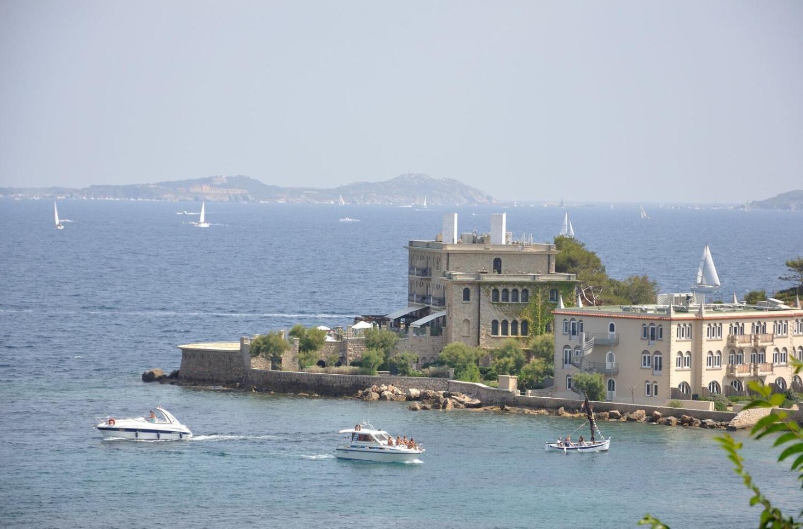 Appartement Coup De Coeur Centre Village Et Plage Climatise 3 Etoiles Terra Cigala 방돌 외부 사진
